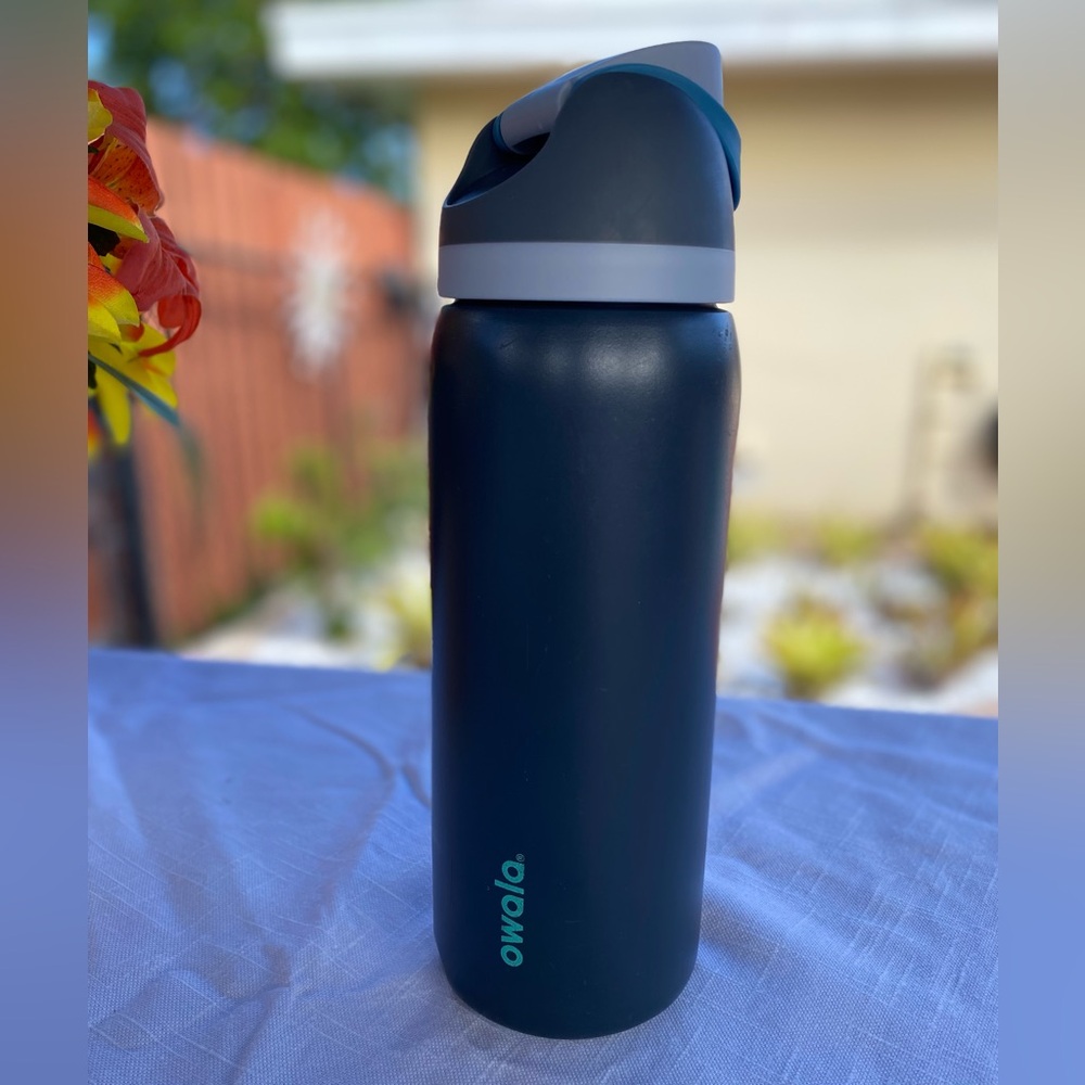 Owala FreeSip Insulated Stainless Steel Water Bottle.